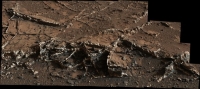 Ровер Curiosity «замечает» минеральные жилы на Марсе