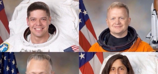 NASA назвала имена первых астронавтов коммерческих космических кораблей