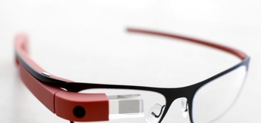 Google ведет разработку электронных очков Glass нового поколения