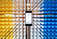 Китайская компания Future Supplier, занимающаяся поставками комплектующих к брендовой мобильной технике, выложила на своем сайте фотографии дизайна будущего iPhone 6С, якобы попавших к ритейлерам в результате утечки.
